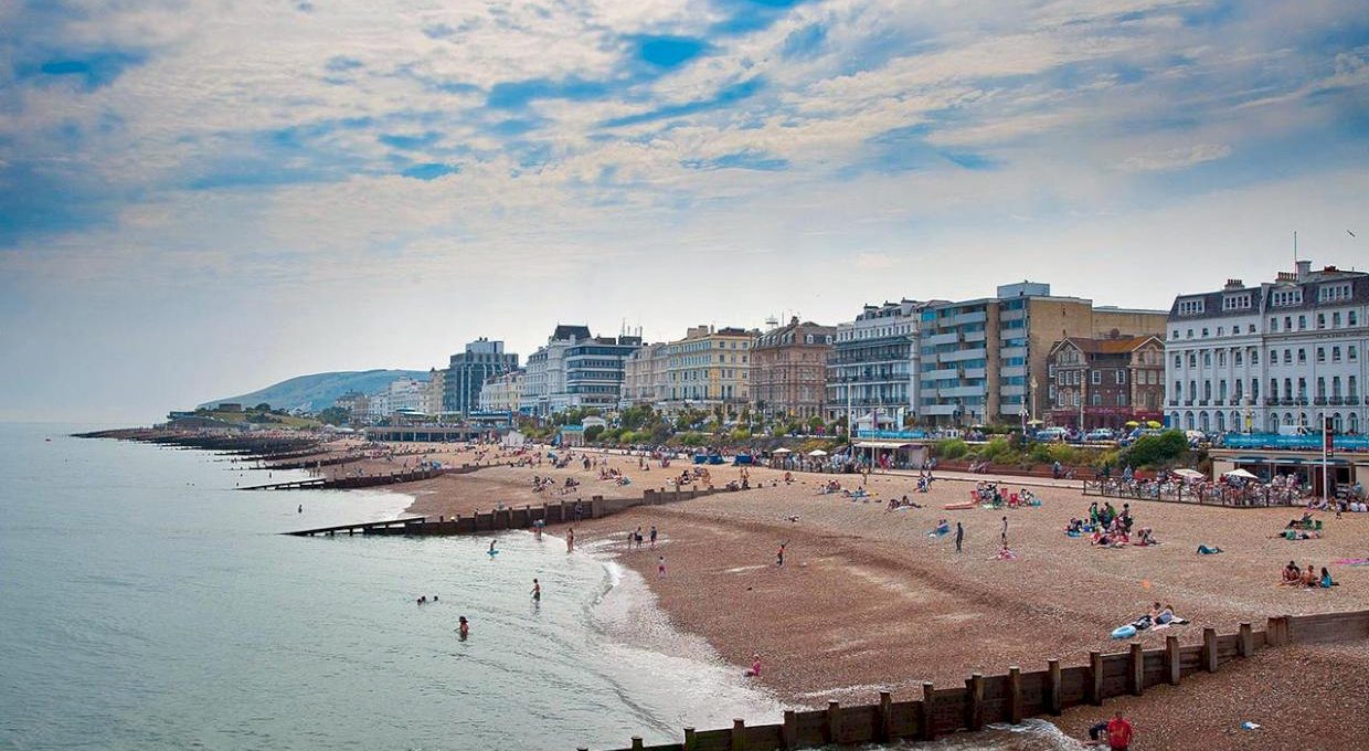 large-erwachsene-eastbourne-03-web