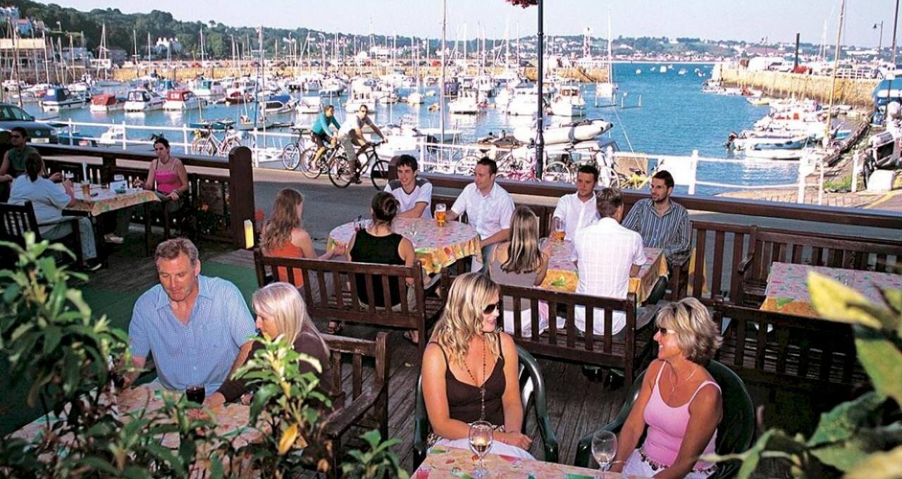 large-erwachsene-jersey-02-web
