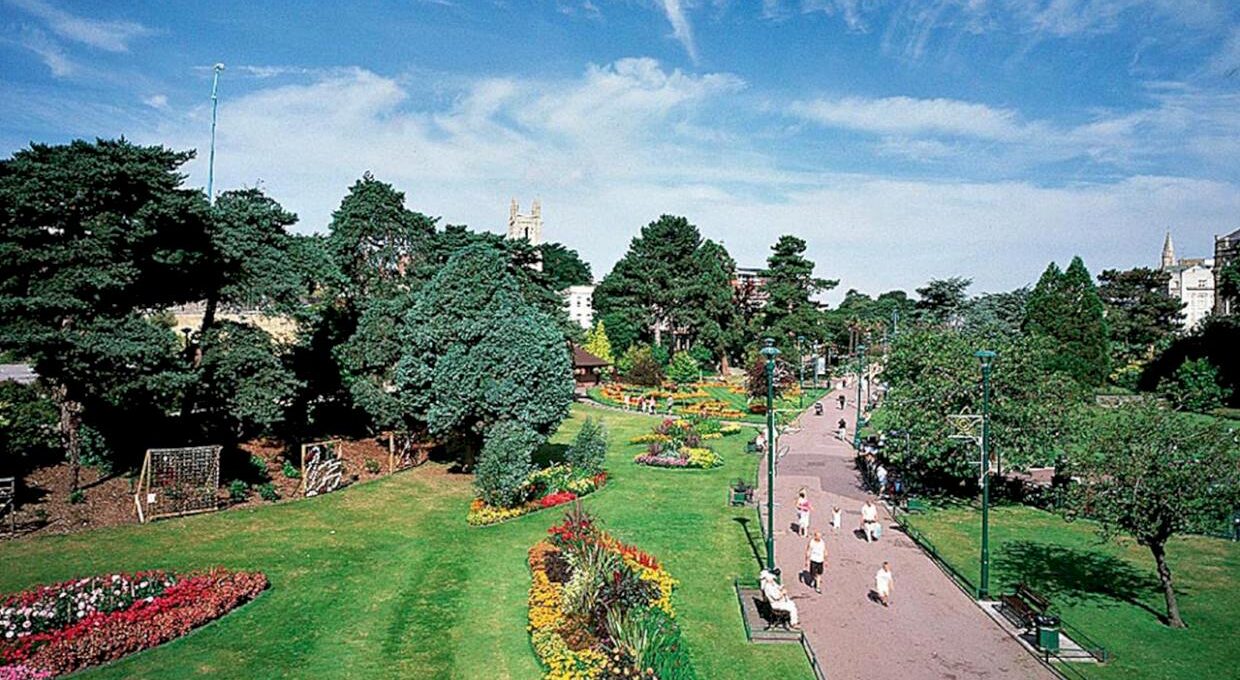 large-erwachsene-bournemouth-03-web
