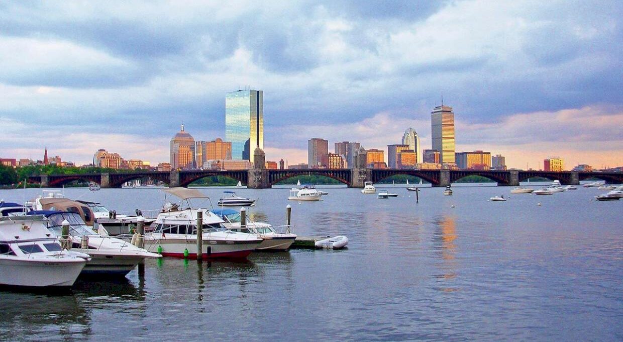 large-schueler-boston-9-web